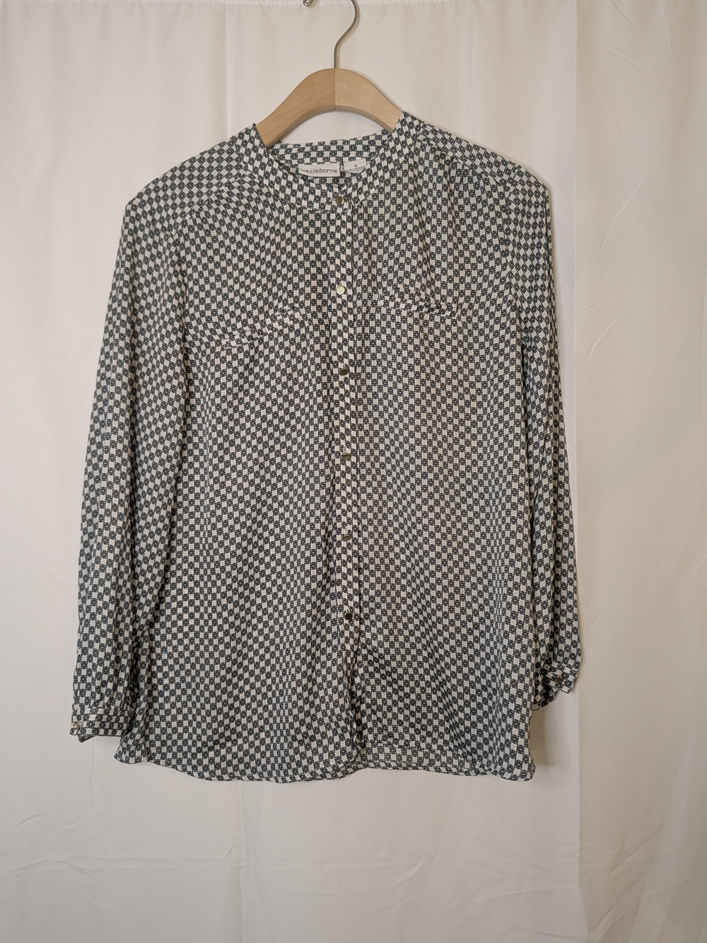 🔴5/$25 Liz Claiborne Black and White Geometric Print Blouse